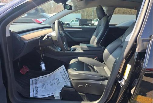 2023 Tesla Model Y Long Range Dual Motor All-Wheel Drive