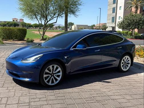 Deep Blue Metallic 2019 Tesla Model 3 Standard Range