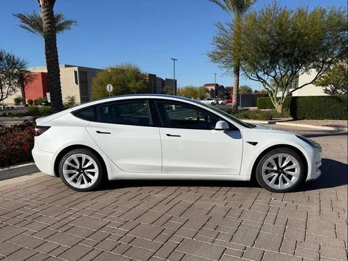 2023 Tesla Model 3 Standard Range