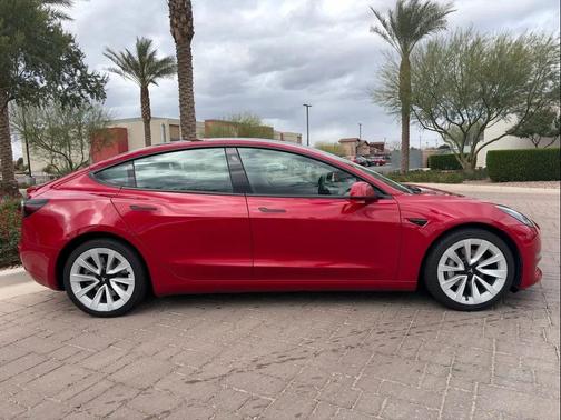 2022 Tesla Model 3 Standard Range
