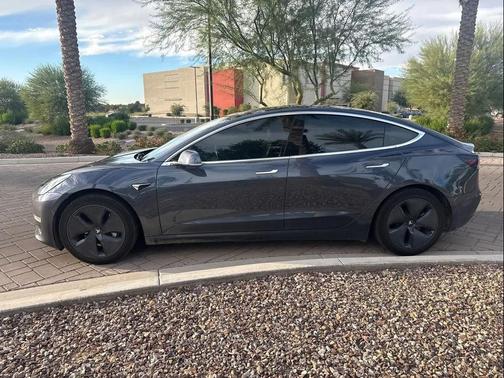 2020 Tesla Model 3 Standard Range Plus