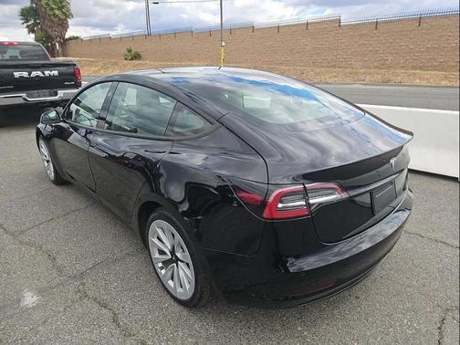 Solid Black 2022 Tesla Model 3 Standard Range