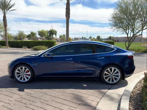 2018 Tesla Model 3 Long Range