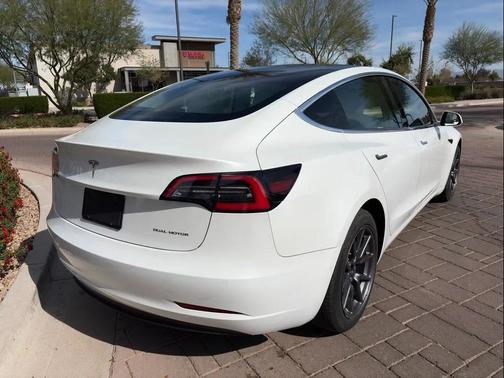 2019 Tesla Model 3 Long Range