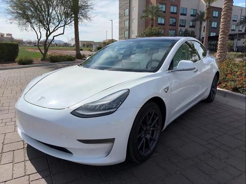 2019 Tesla Model 3 Long Range
