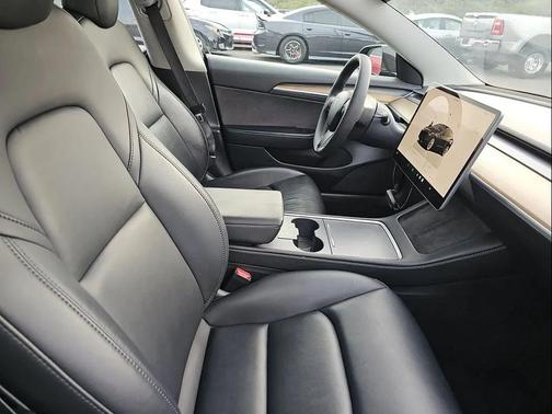 Solid Black 2023 Tesla Model 3 Standard Range