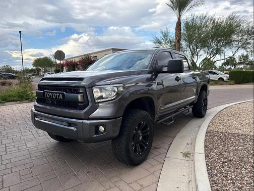 2015 Toyota Tundra SR5