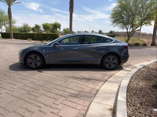 Midnight Silver Metallic 2020 Tesla Model 3 Standard Range Plus