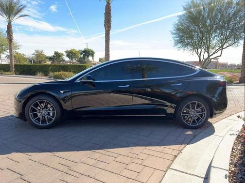 2018 Tesla Model 3 Mid Range