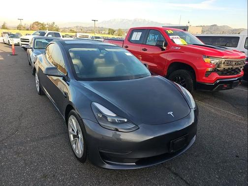 2022 Tesla Model 3 Standard Range