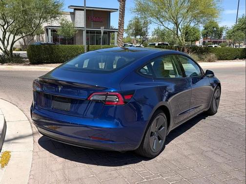 Deep Blue Metallic 2023 Tesla Model 3 Standard Range