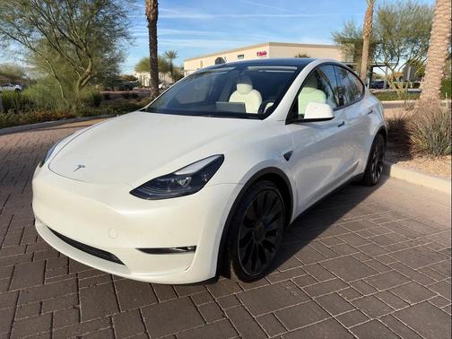 2022 Tesla Model Y Performance Dual Motor All-Wheel Drive