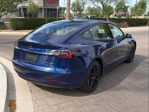 Deep Blue Metallic 2022 Tesla Model 3 Long Range