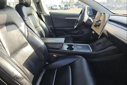 Deep Blue Metallic 2022 Tesla Model 3 Long Range