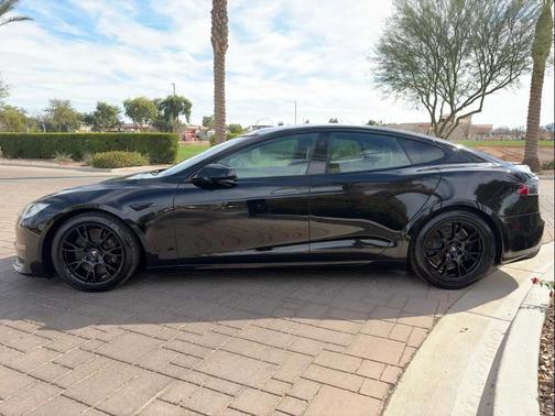 2022 Tesla Model S Dual Motor All-Wheel Drive