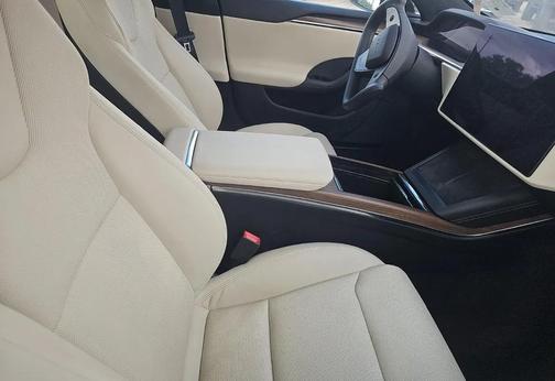 2022 Tesla Model S Dual Motor All-Wheel Drive