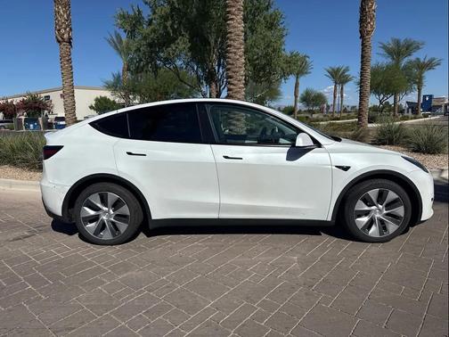 2020 Tesla Model Y Long Range Dual Motor All-Wheel Drive