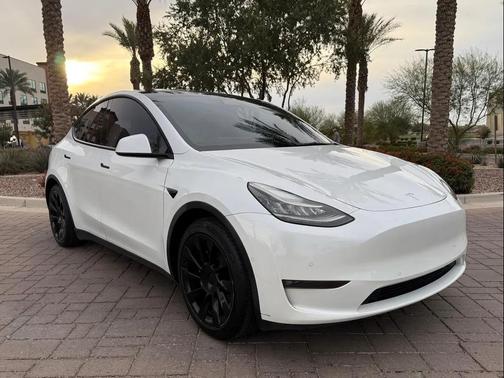 2021 Tesla Model Y Standard Range Rear-Wheel Drive