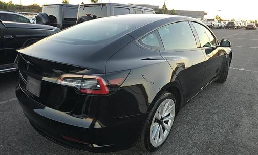 2022 Tesla Model 3 Standard Range