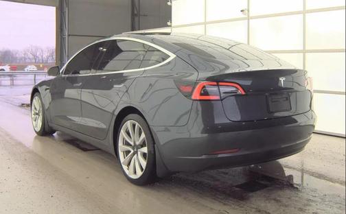 2020 Tesla Model 3 Standard Range Plus