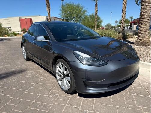 2018 Tesla Model 3 Long Range