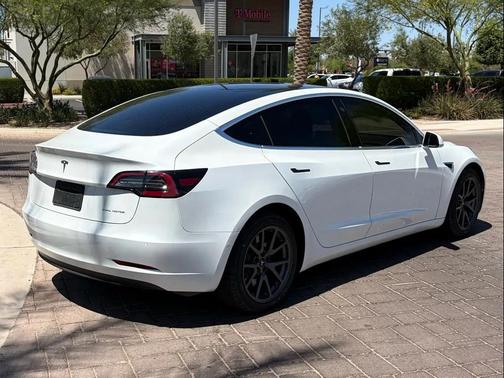 Pearl White Multi-Coat 2020 Tesla Model 3 Long Range