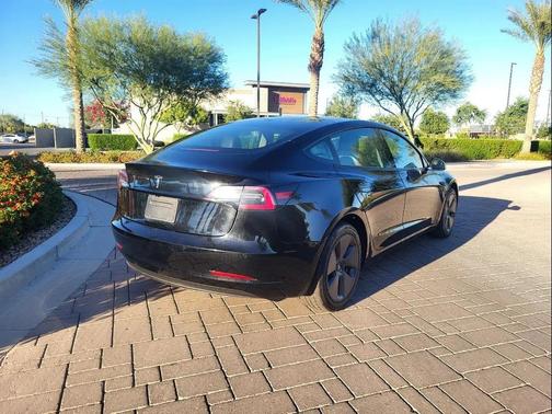 2022 Tesla Model 3 Standard Range