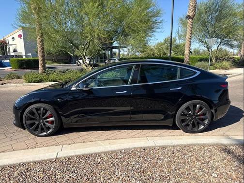 2020 Tesla Model 3 Performance