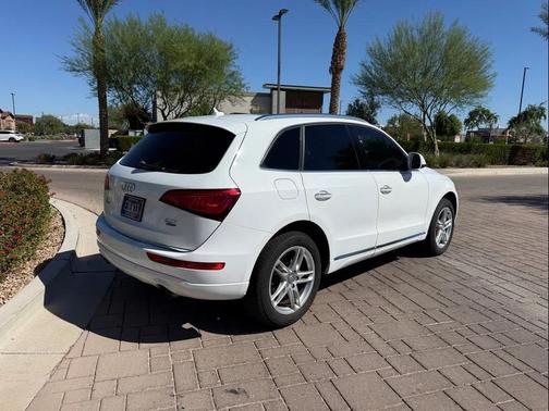 2016 Audi Q5 2.0T Premium Plus