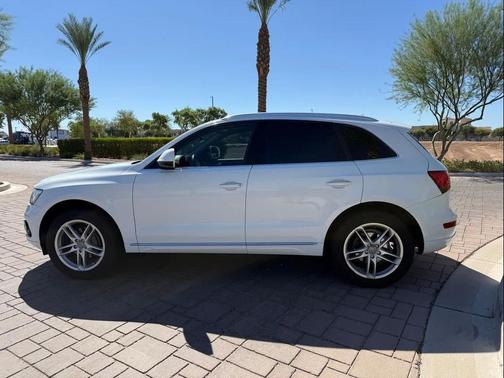2016 Audi Q5 2.0T Premium Plus