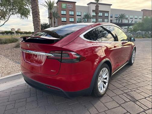 2017 Tesla Model X 75D