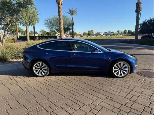 2020 Tesla Model 3 Long Range
