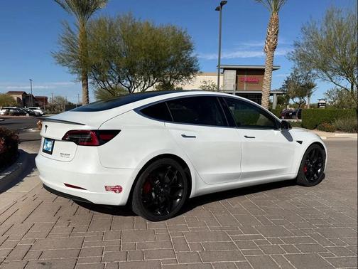 2020 Tesla Model 3 Performance