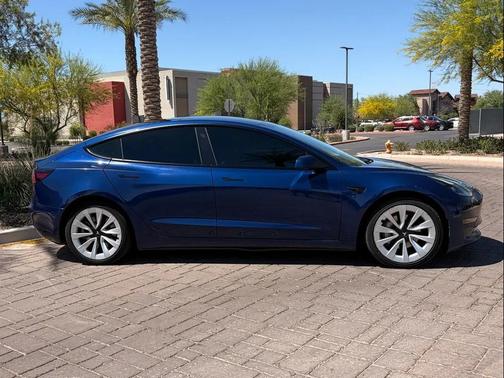 Deep Blue Metallic 2022 Tesla Model 3 Long Range