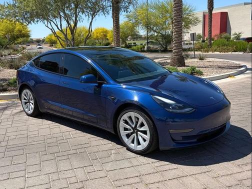Deep Blue Metallic 2022 Tesla Model 3 Long Range