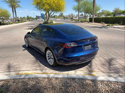 Deep Blue Metallic 2022 Tesla Model 3 Long Range