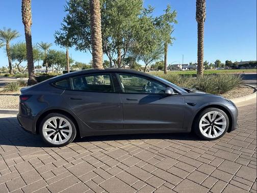2022 Tesla Model 3 Standard Range