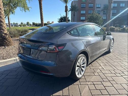 2022 Tesla Model 3 Standard Range