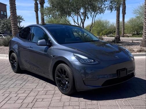 2021 Tesla Model Y Long Range Dual Motor All-Wheel Drive