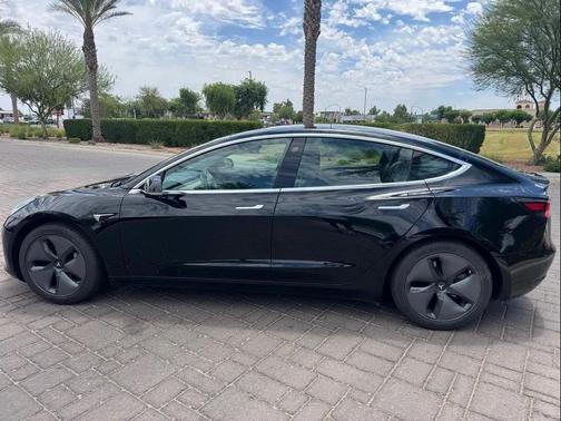 Solid Black 2019 Tesla Model 3 Standard Range Plus