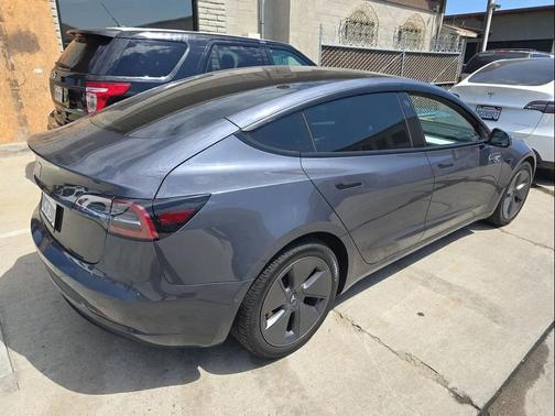 2022 Tesla Model 3 Standard Range