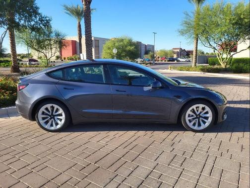2022 Tesla Model 3 Standard Range
