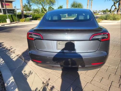 2022 Tesla Model 3 Standard Range