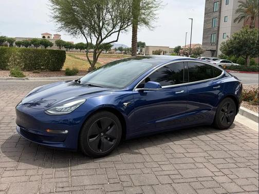 Deep Blue Metallic 2019 Tesla Model 3 Standard Range