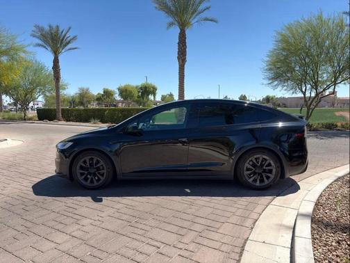 2022 Tesla Model X Dual Motor All-Wheel Drive