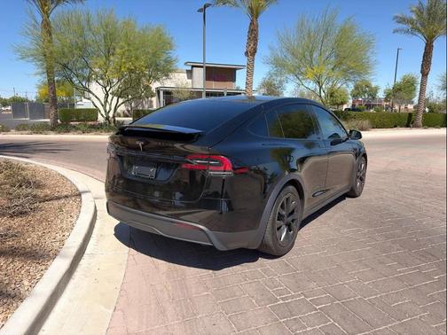 2022 Tesla Model X Dual Motor All-Wheel Drive