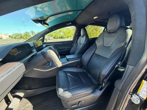 Solid Black 2022 Tesla Model X Dual Motor All-Wheel Drive