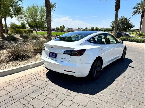Pearl White Multi-Coat 2020 Tesla Model 3 Standard Range Plus