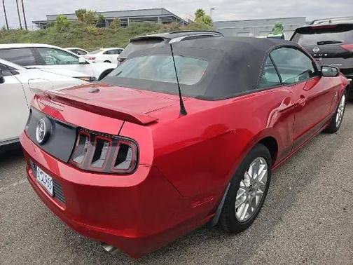 2013 Ford Mustang V6 Premium