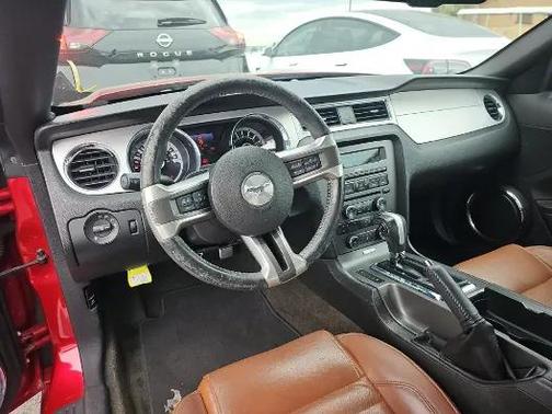 2013 Ford Mustang V6 Premium